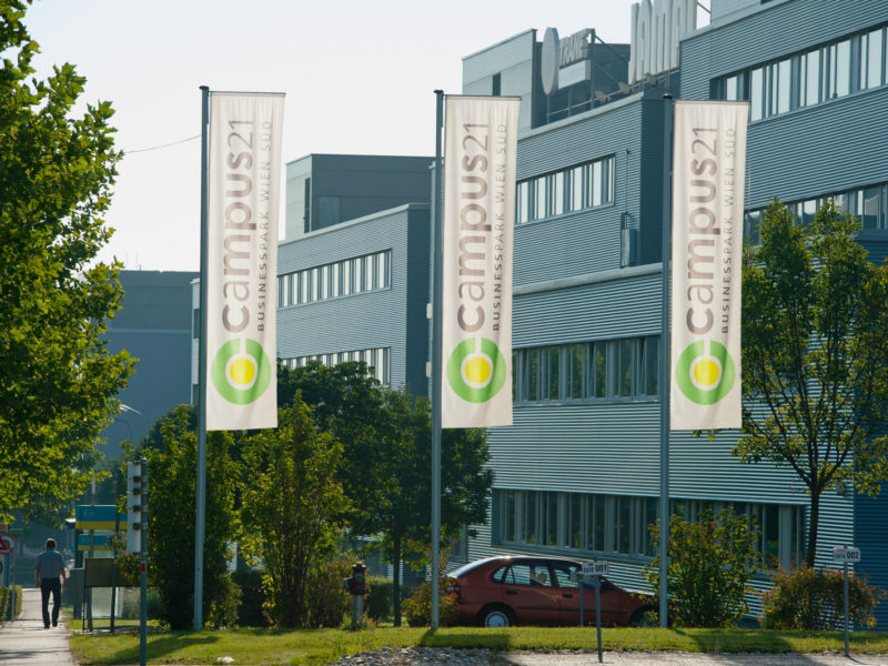47721bdec4 Ausreichend Parkplätze am campus21.